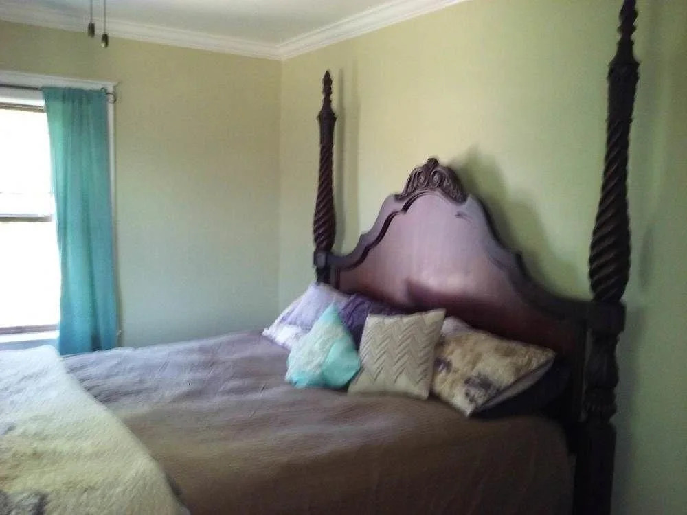 Evonne's Sharing House