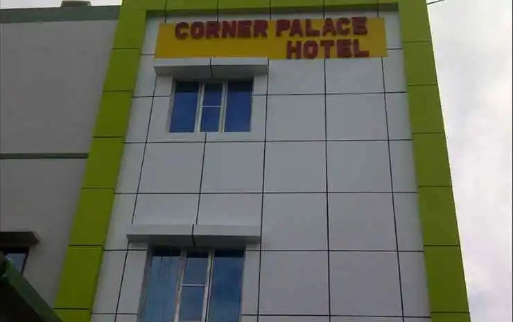 Corner palace