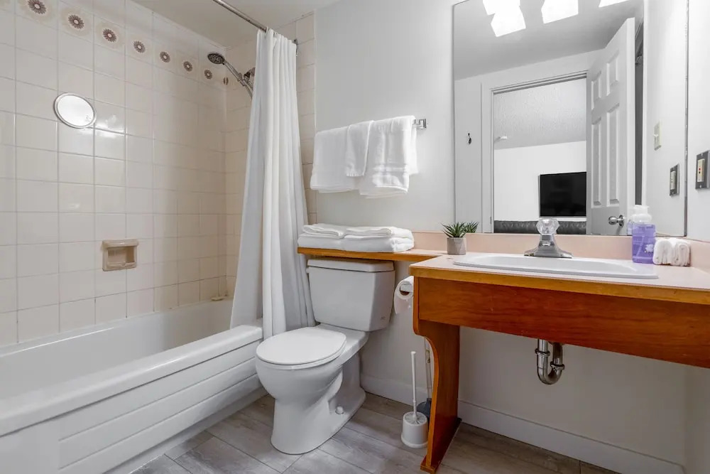 Fully RENOVATED Studio | Ski In/Out: Closest Condo to Lift | Pool & Hot Tubs