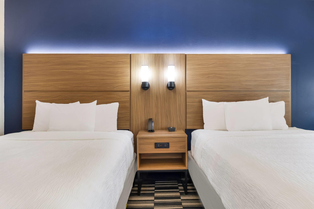 La Quinta Inn & Suites by Wyndham Alvin