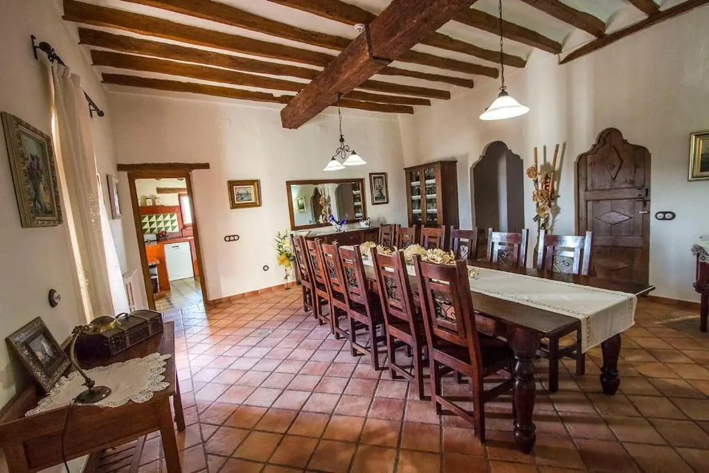 Catalunya Casas Captivating Villa in the Vineyard close to Sitges