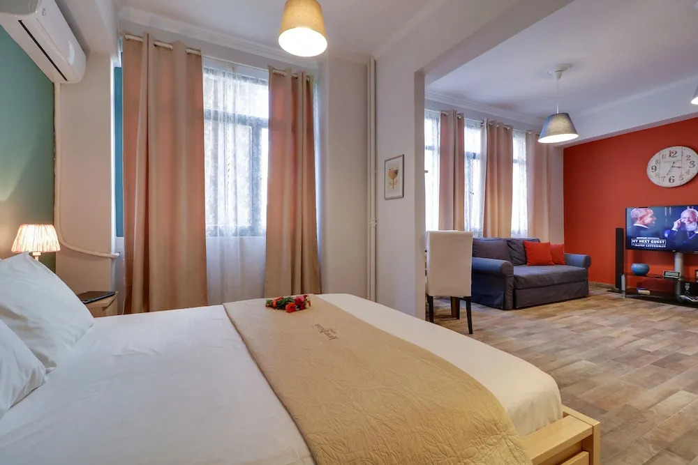 Monastiraki 510 SuperHost Hub