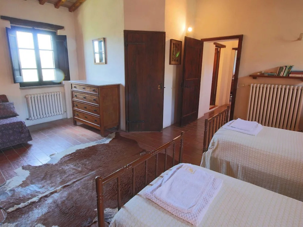 Farmhouse in Umbertide Near Lake Trasimeno