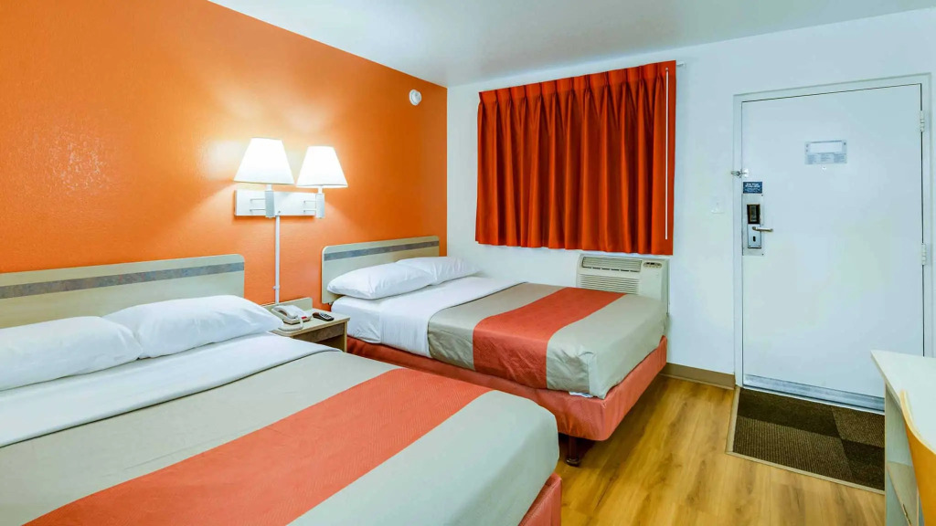 Motel 6-Schiller Park, IL - Chicago OHare