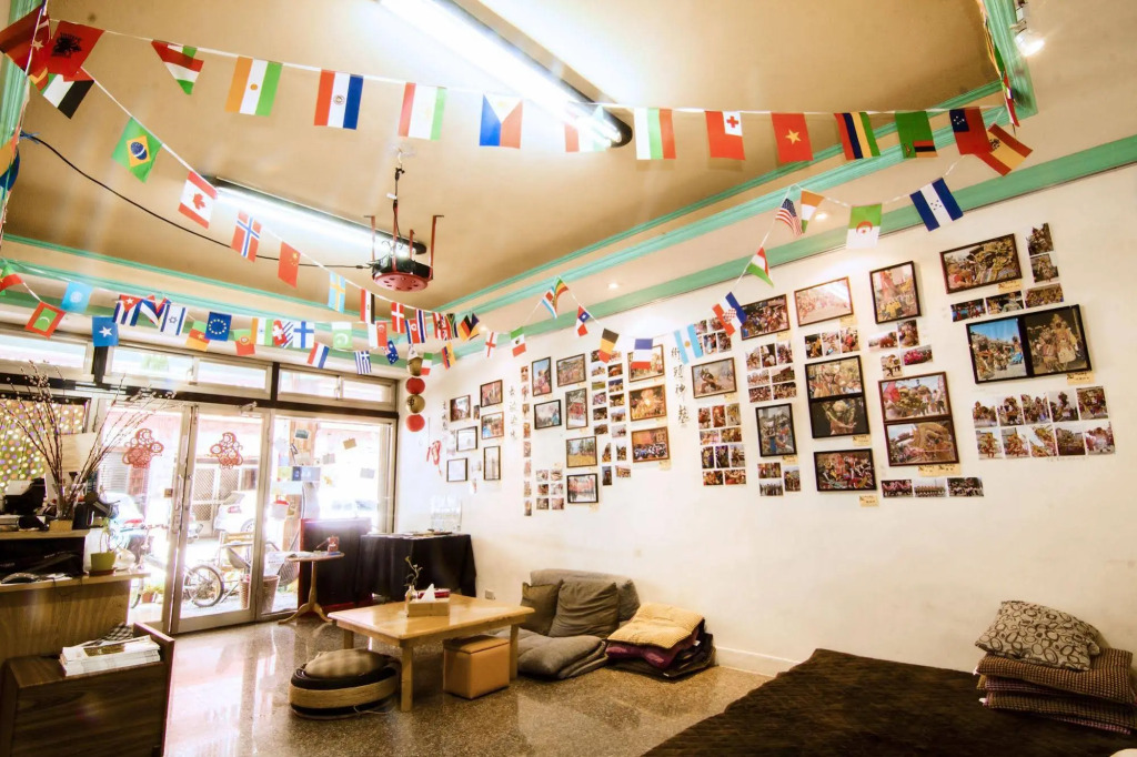 Lis Hostel