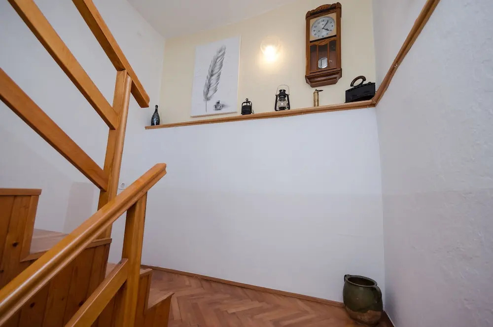 House Božica with sauna & heated pool