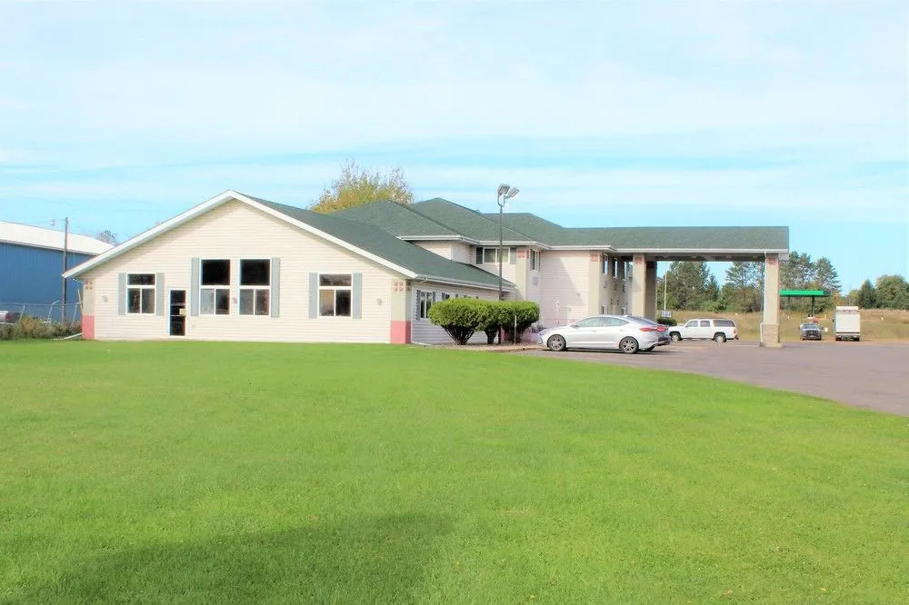Cumberland Inn and Suites