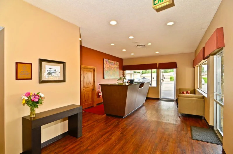 Travelodge Inn & Suites by Wyndham Saint Helens OR
