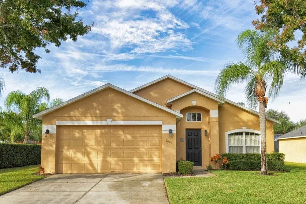 Splendid & Charming Home w/ Private Pool