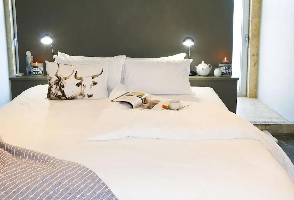 Suite 9 The Village