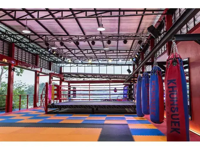 Khunsuek Muay Thai Hostel