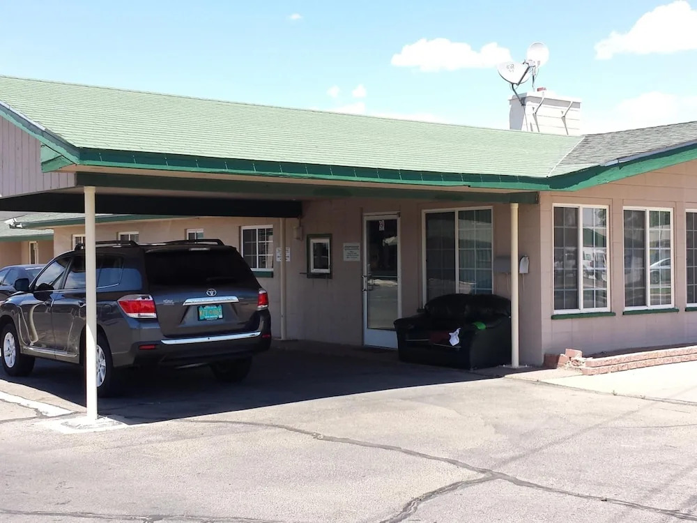 Encore Motel