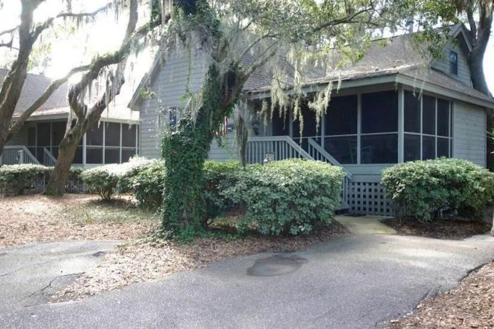 Shelter Cove 896