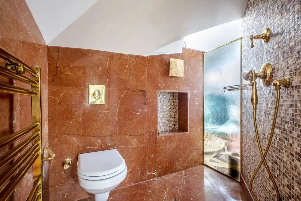 Magnificent Historic Mansion in Beylerbeyi