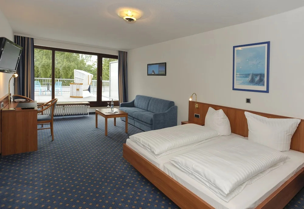 ACQUA Strande Yachthotel & Restaurant