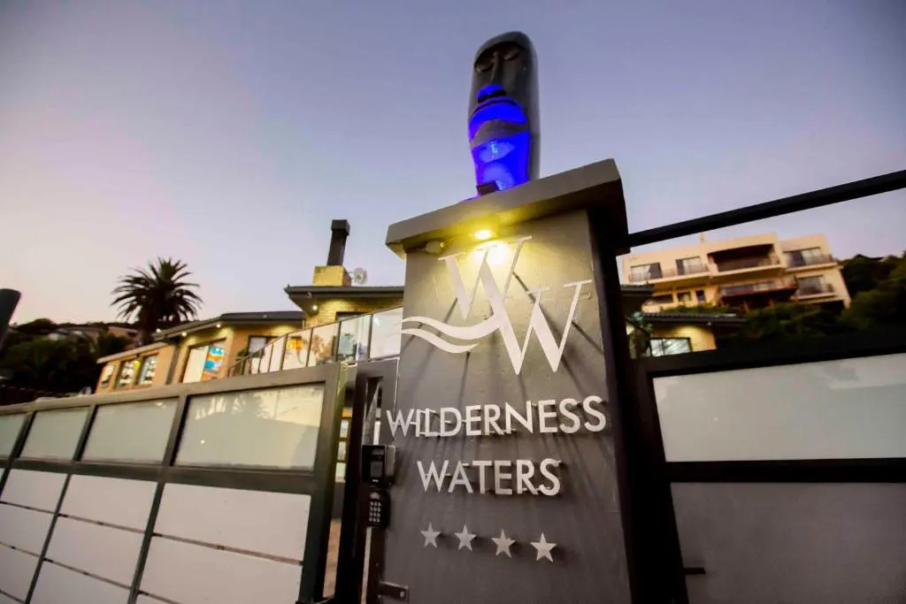Wilderness Waters Boutique Suites - Adults Only