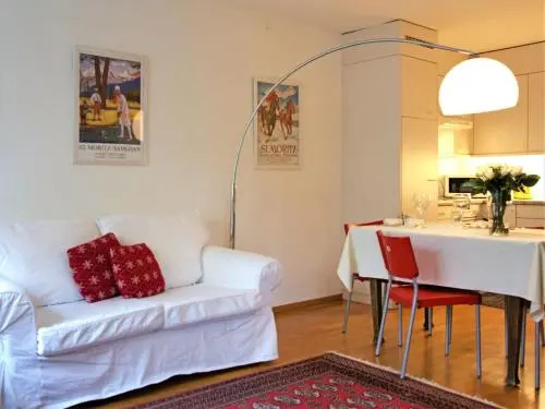 Apartment Chesa Sur Val 13