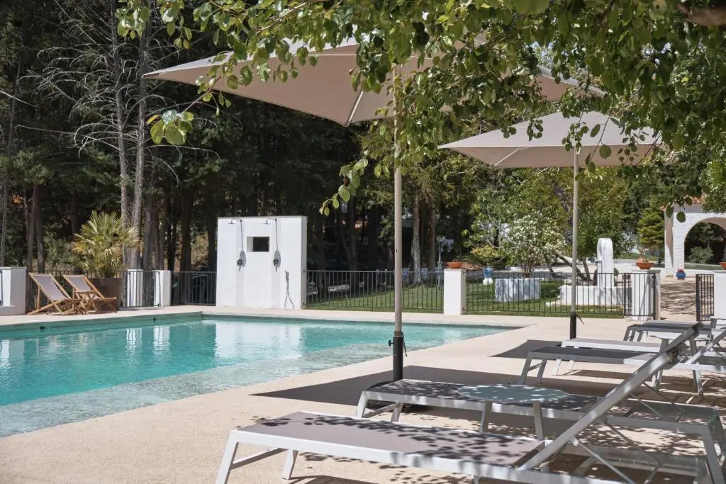 Apartamentos Cortijo Peñardera