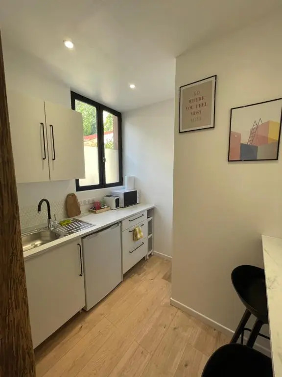 Magnifique Studio Cosy avec Terrasse en Centre-Ville