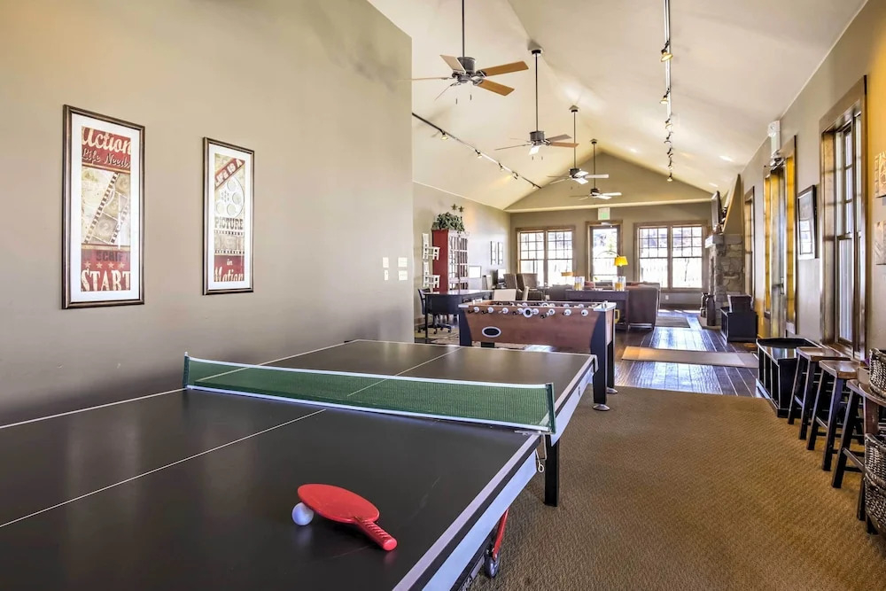 Base Camp One - 2BR Condo Slope View #407 - LLH 63653