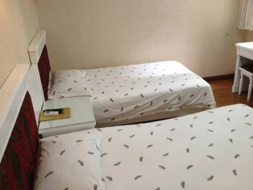 Shanghai Funing Hotel