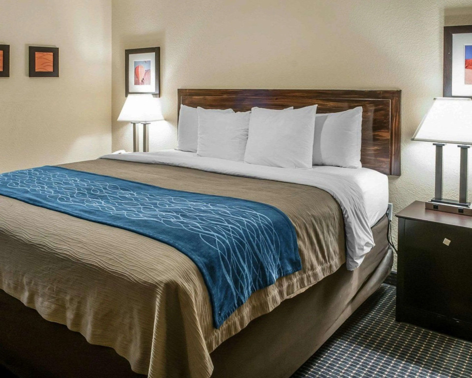Comfort Inn Gallup I-40 Exit 20