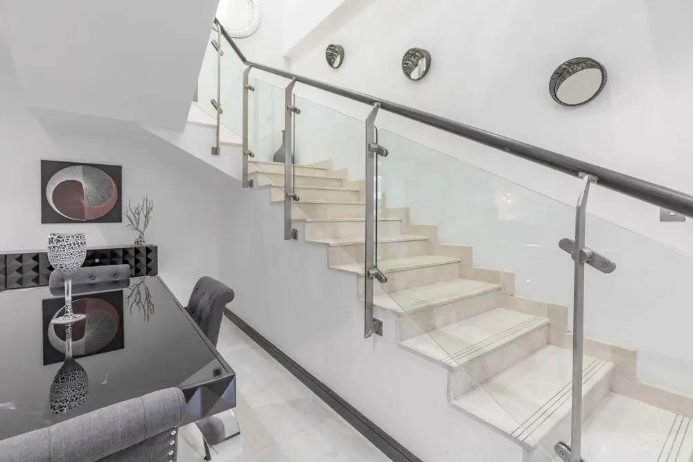Lux BnB Duplex Casa Private Garden JBR