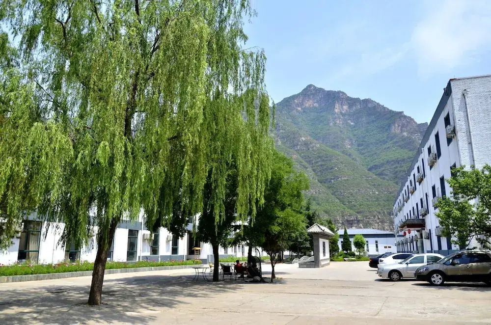 Yijie Holiday Hotel Shidu Jinmatai