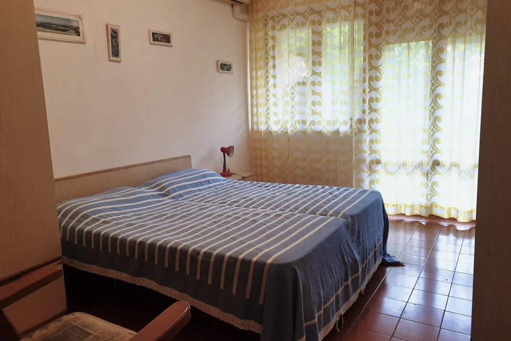 IssTravel, Holiday Homes from 400 to 900 mt from the sea, apartments 6 beds