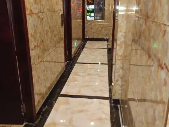 Shanghai Youtai Fashion Hotel