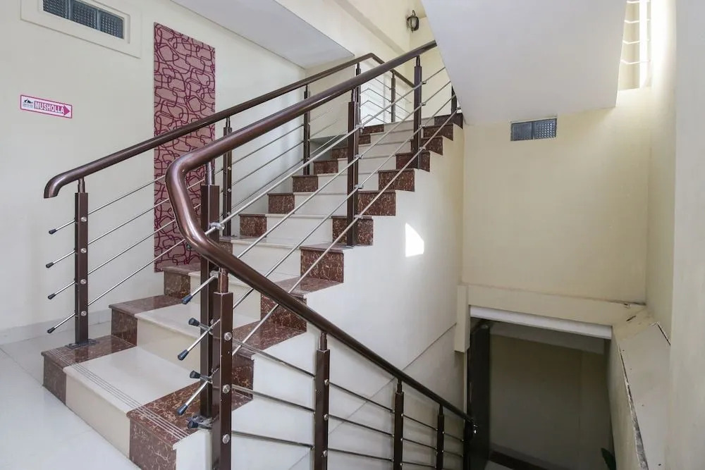 Airy Manggala Toddopuli Tujuh 7 Makassar