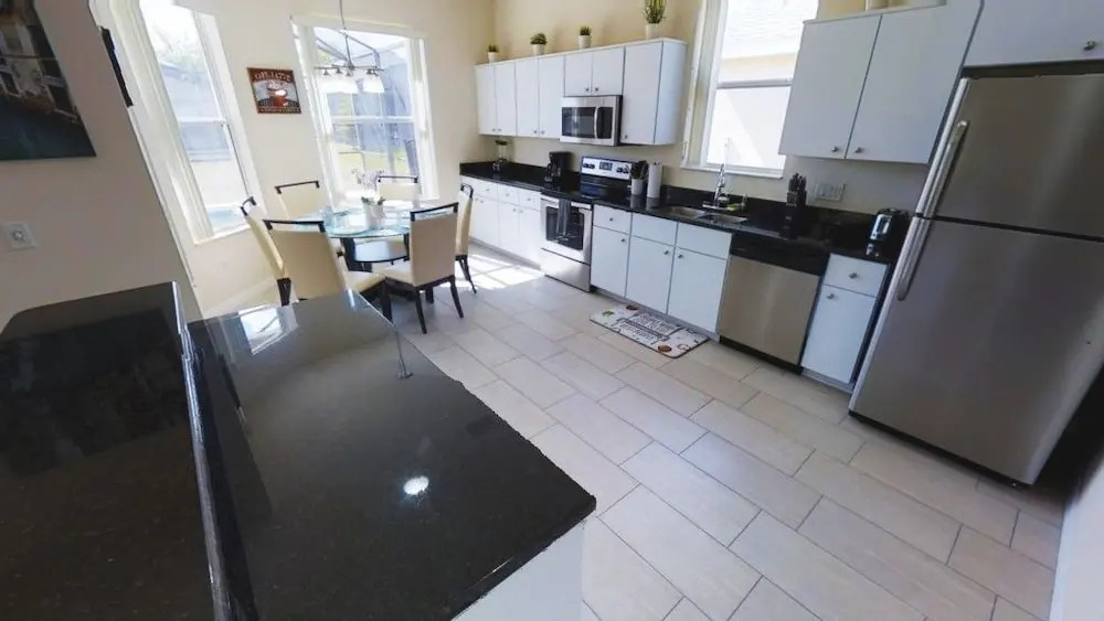 ACO FAMILY - 4Bd with pool ( 1707)