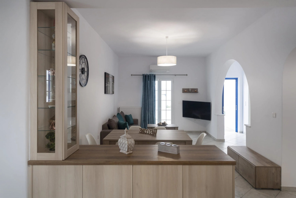 Parian Charming 3bedroom Home