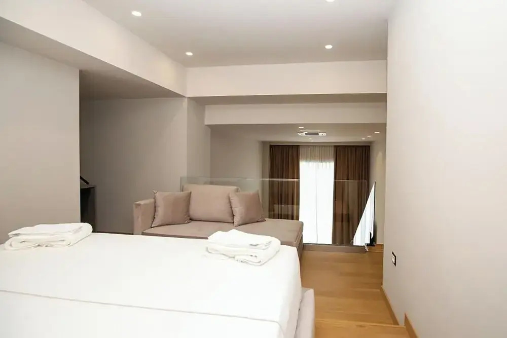 Toto Hotel & Apartments