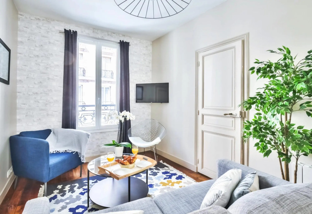 B 835 - Gare Montparnasse - Appartement familial