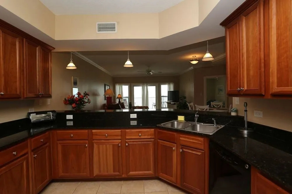 Paradise Shores 406 Apartment 2 Bedroom