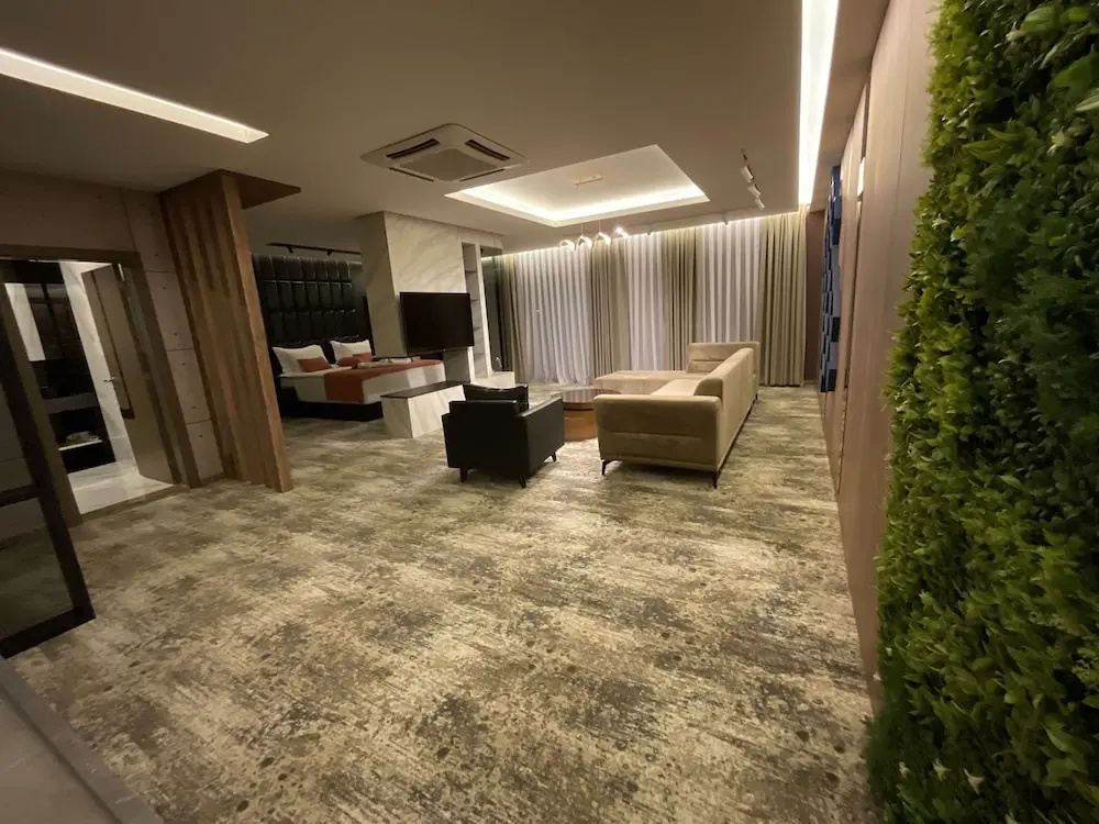 Palace Hotel & Spa