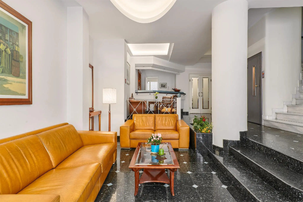 Athos Hotel