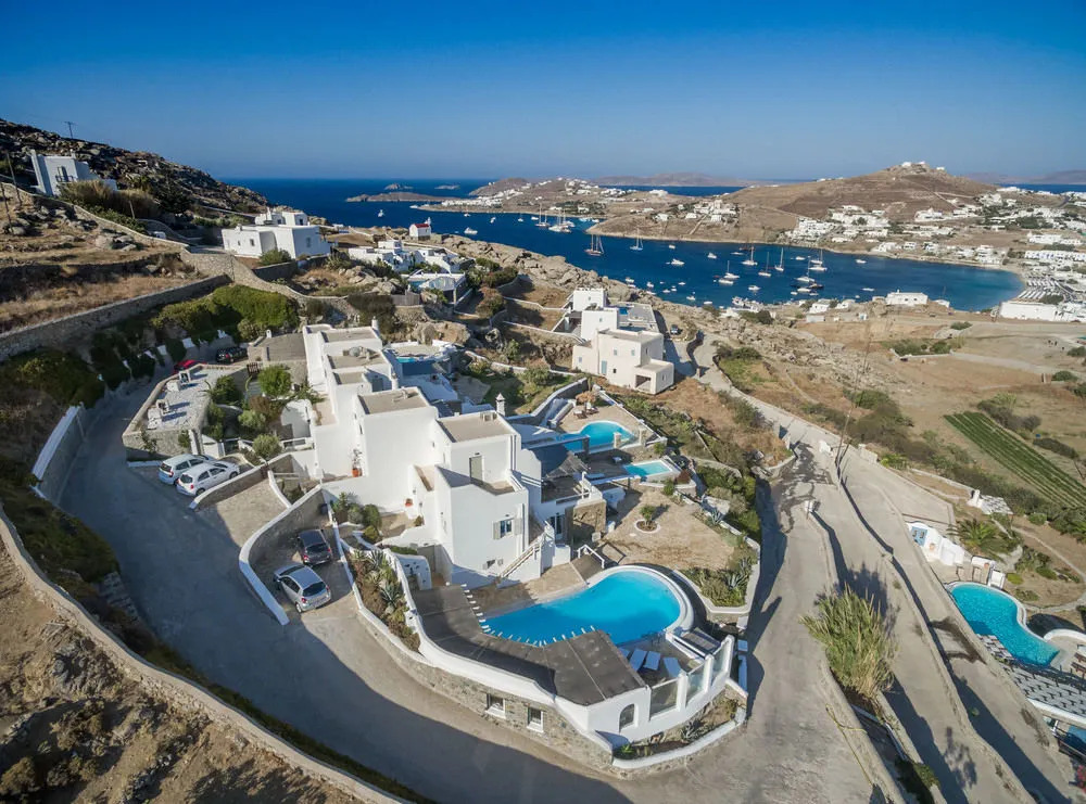 Thalias House