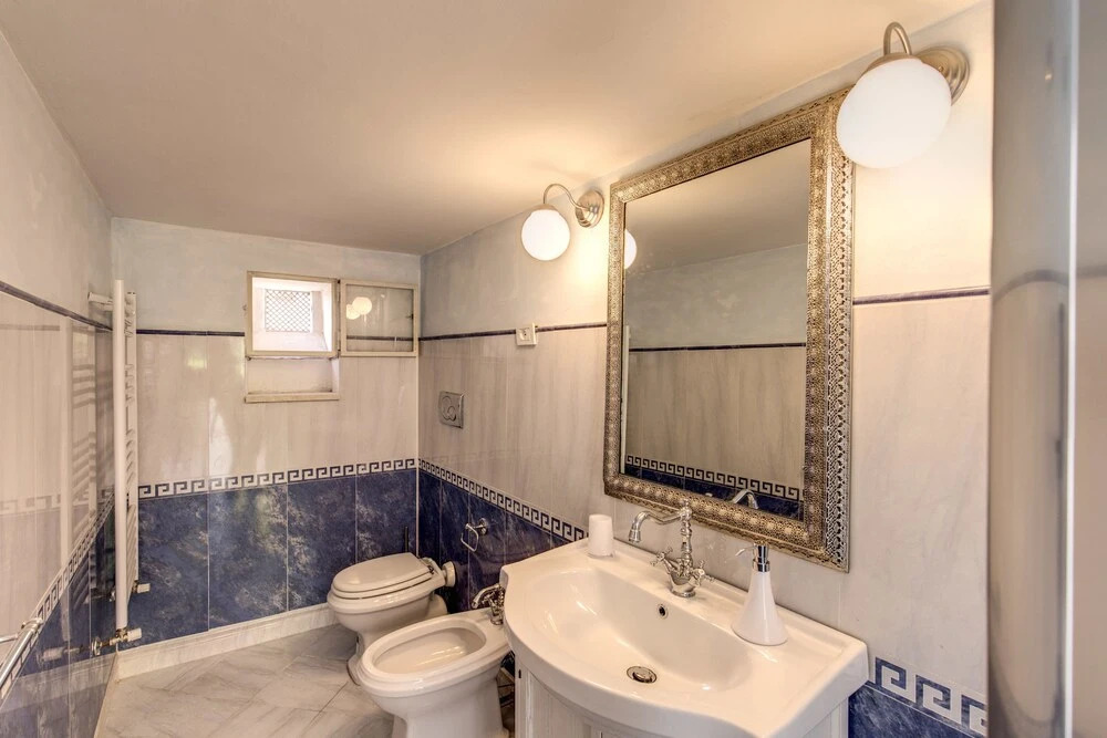 Aweshome - Spagna White Fair Loft