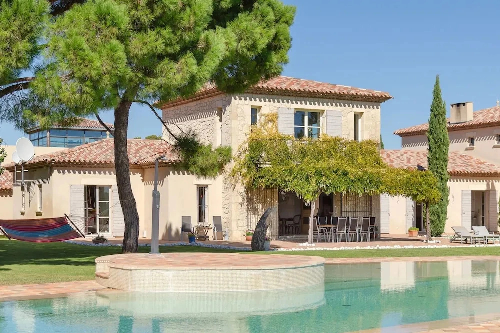 Wine Estate 20m Pool and Cinema