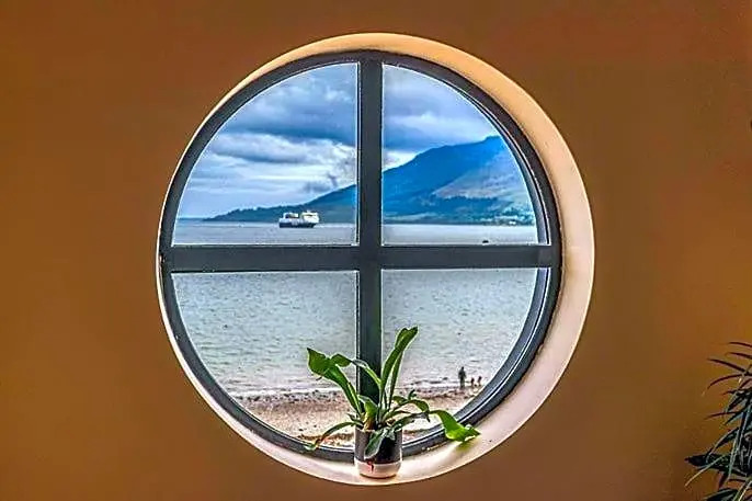 Bay Guest Lodge