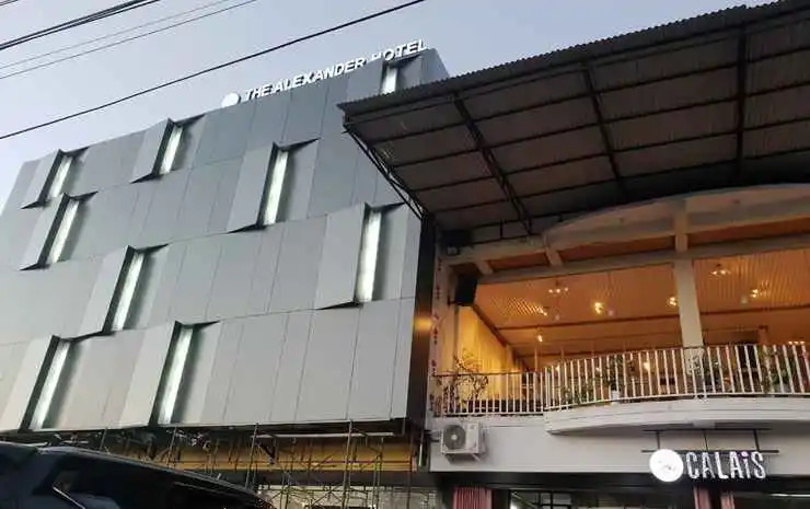 The Alexander Hotel
