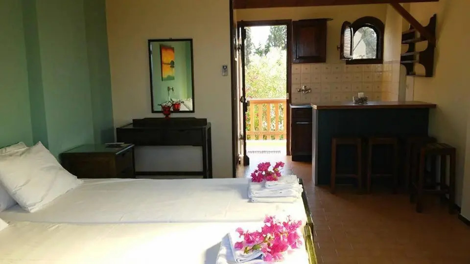 Dionisis Apartments