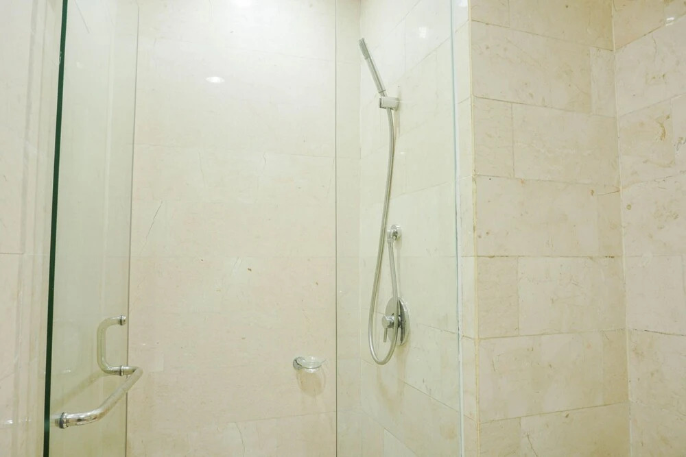 Fully Furnished 1BR with Working Room at The Empyreal Apartment