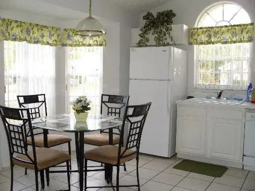 Tropical Haven by Ellis Exclusive Villas