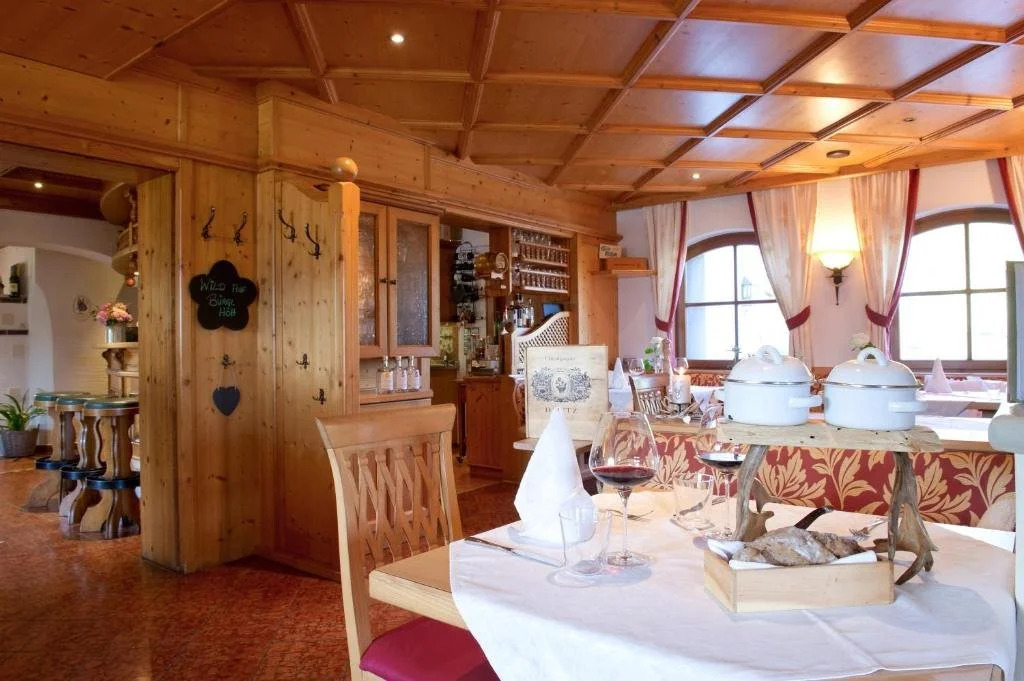 Hotel und Alpen Apartments - Bürglhöh