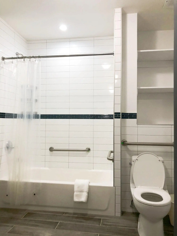 Hotel 837