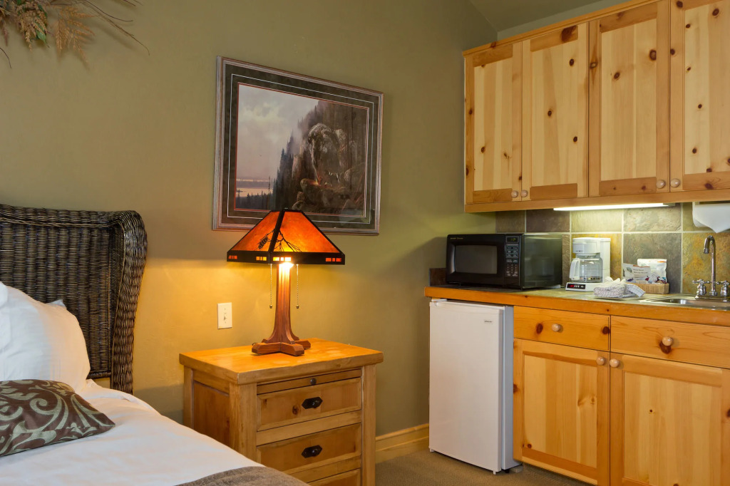 Hotel Room - The Lodges at Deer Valley