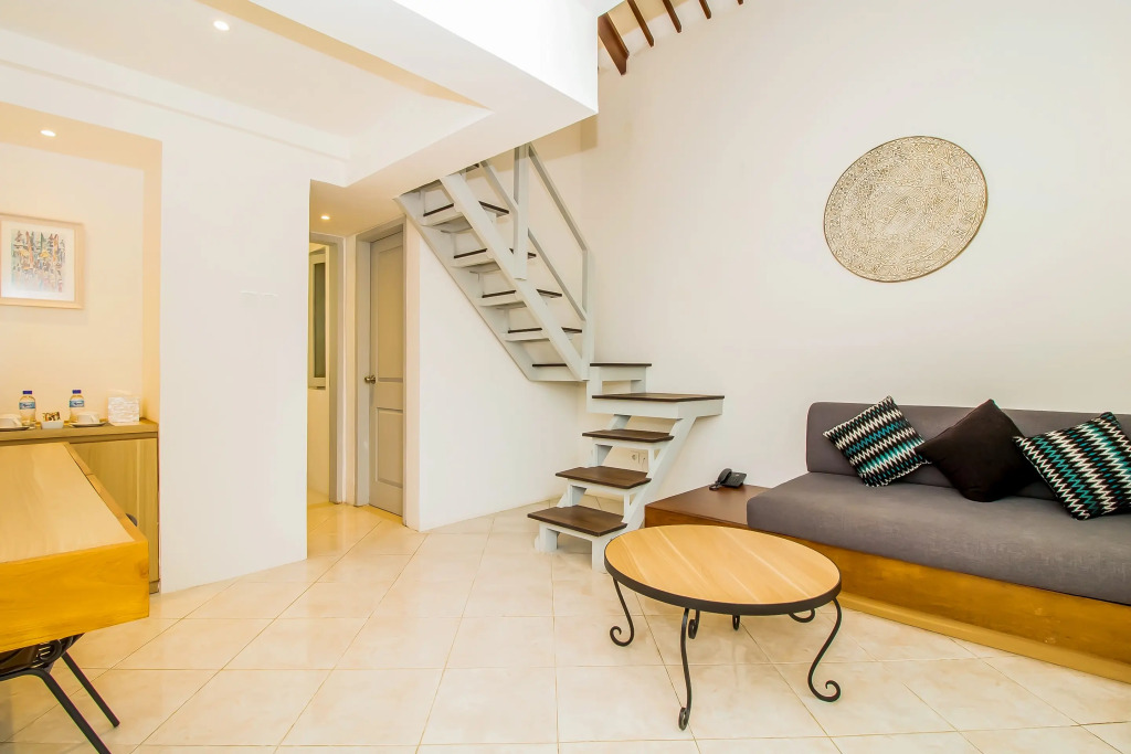 Anza Hotel by OYO Rooms